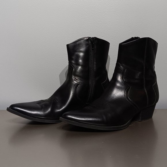 Pull & Bear Black Faux Leather Cowgirl Chelsea Ankle Boots. (Women's Size 7.5) - Picture 1 of 6